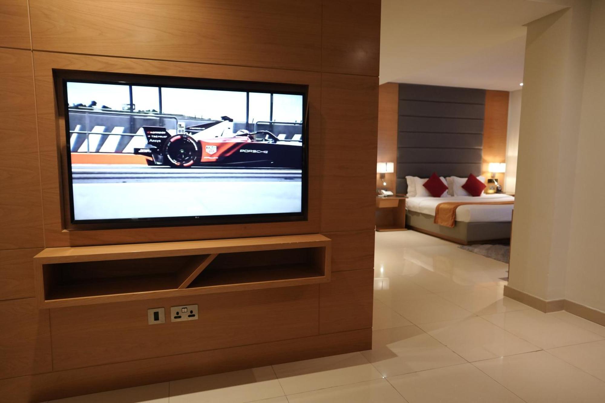 Meshal Hotel Manáma Kültér fotó