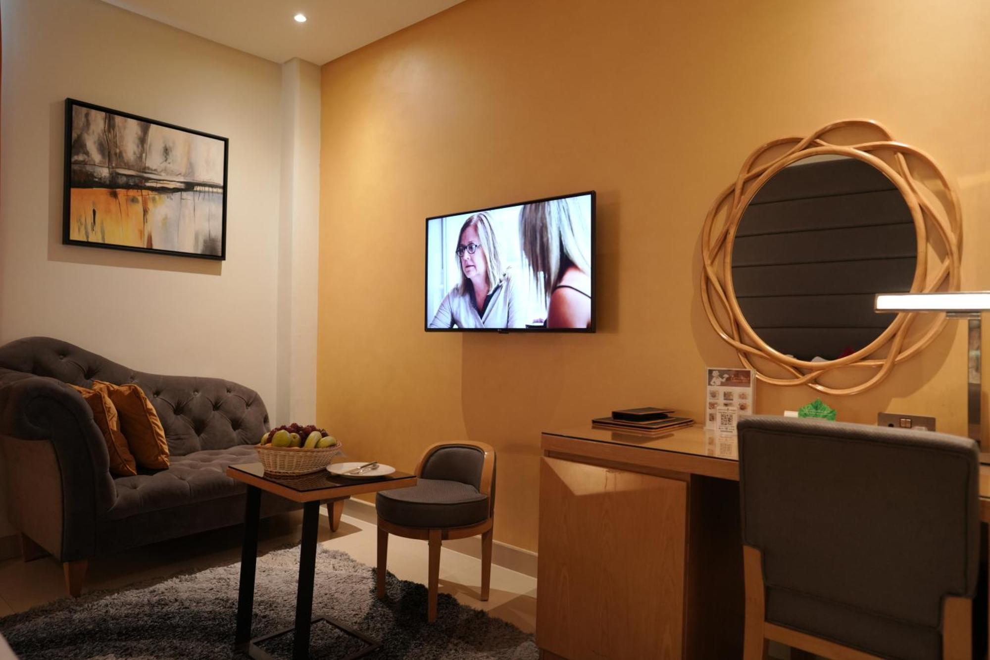 Meshal Hotel Manáma Kültér fotó