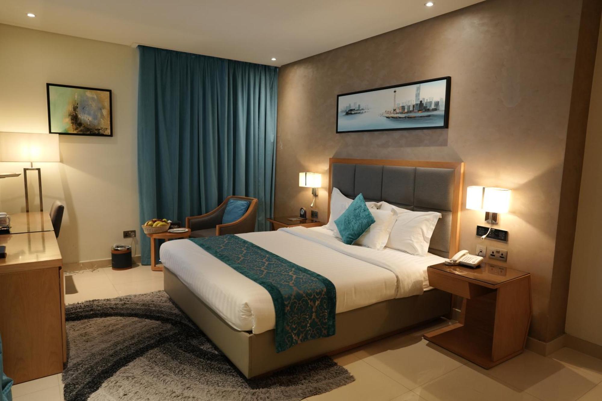 Meshal Hotel Manáma Kültér fotó