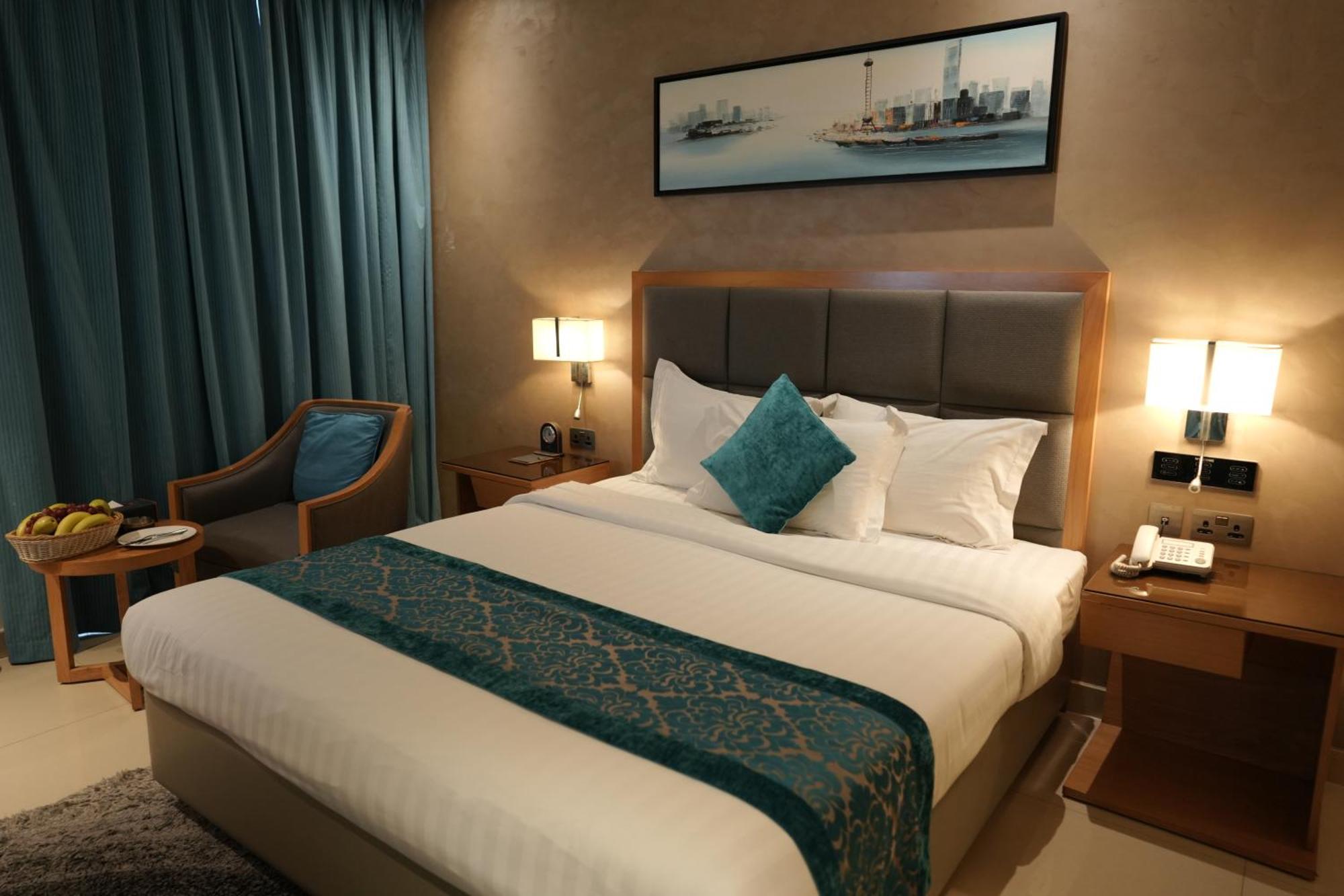 Meshal Hotel Manáma Kültér fotó