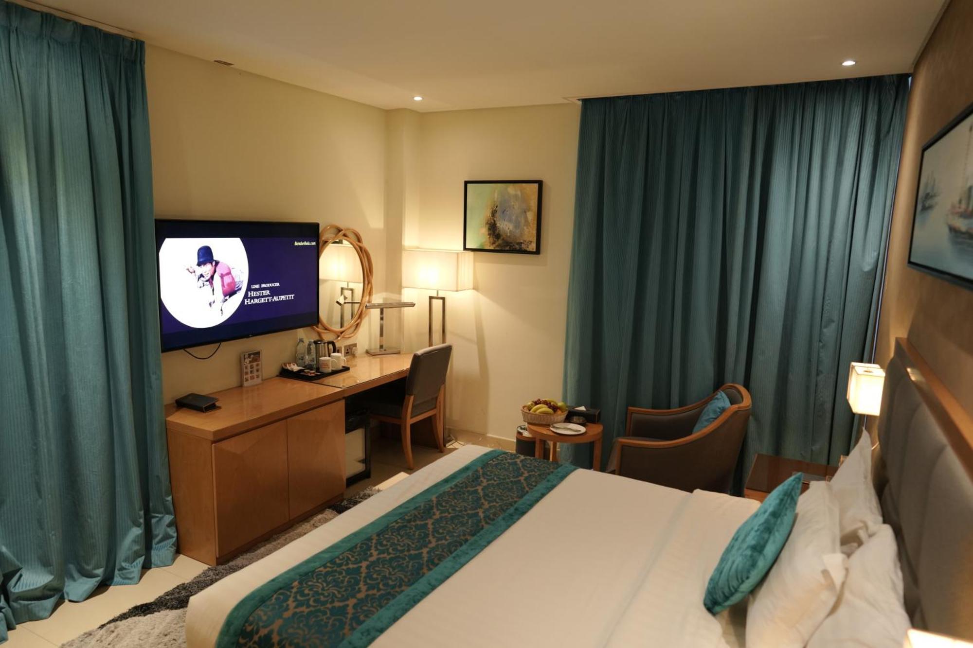 Meshal Hotel Manáma Kültér fotó