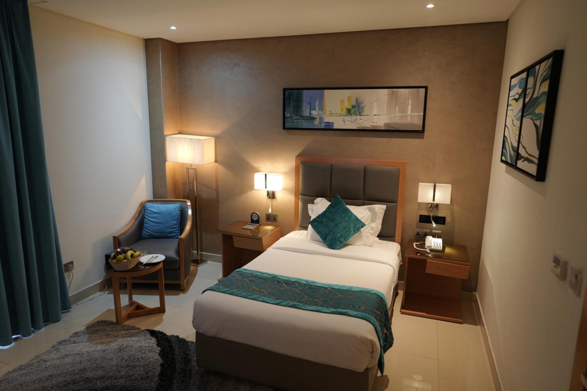 Meshal Hotel Manáma Kültér fotó