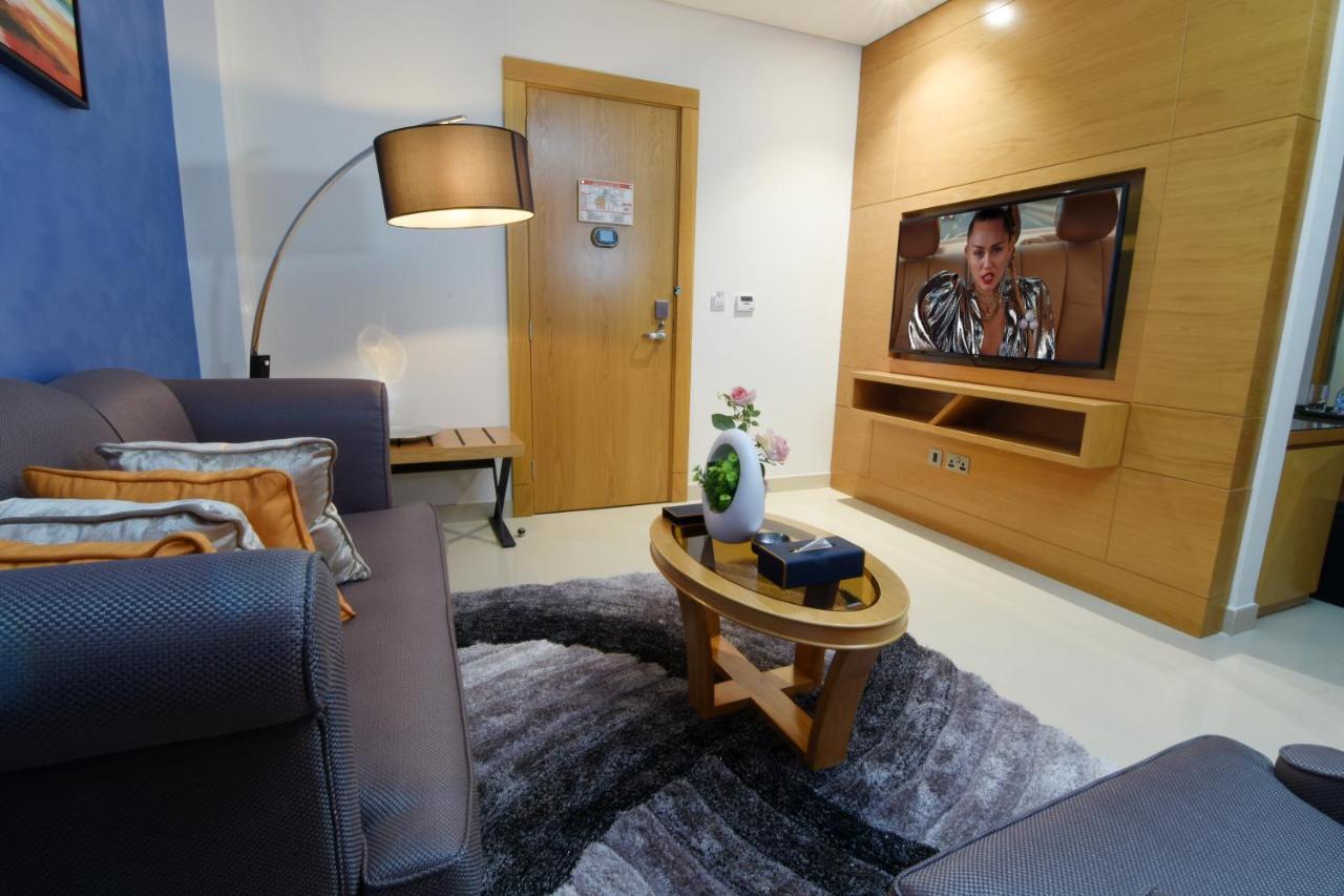 Meshal Hotel Manáma Kültér fotó