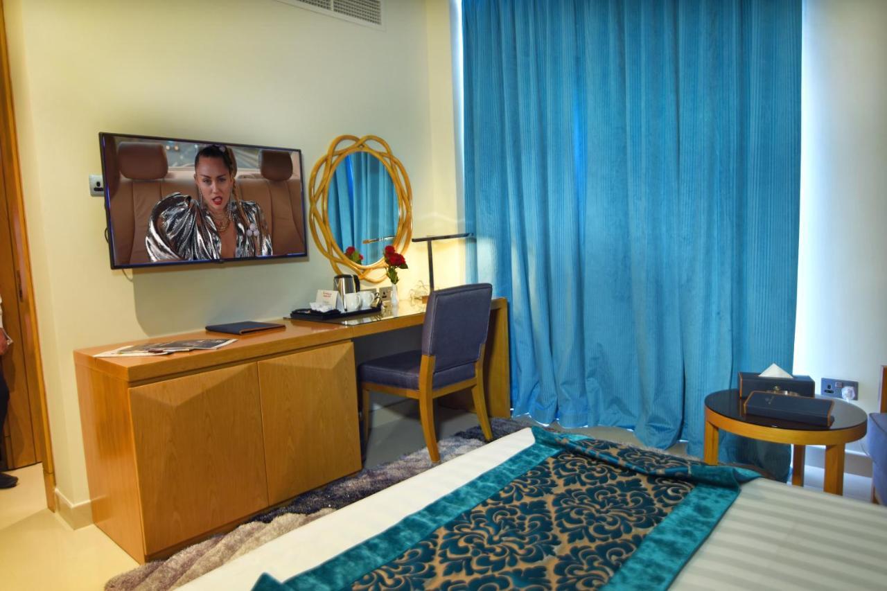 Meshal Hotel Manáma Kültér fotó