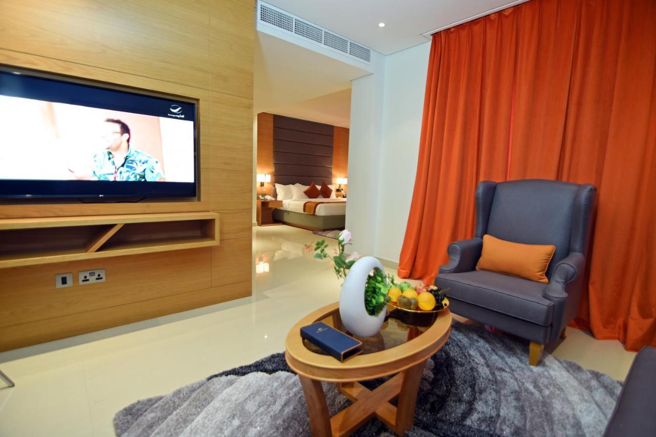 Meshal Hotel Manáma Kültér fotó