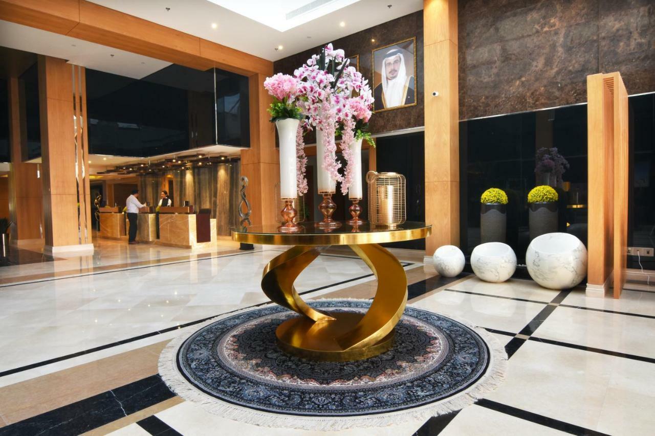 Meshal Hotel Manáma Kültér fotó