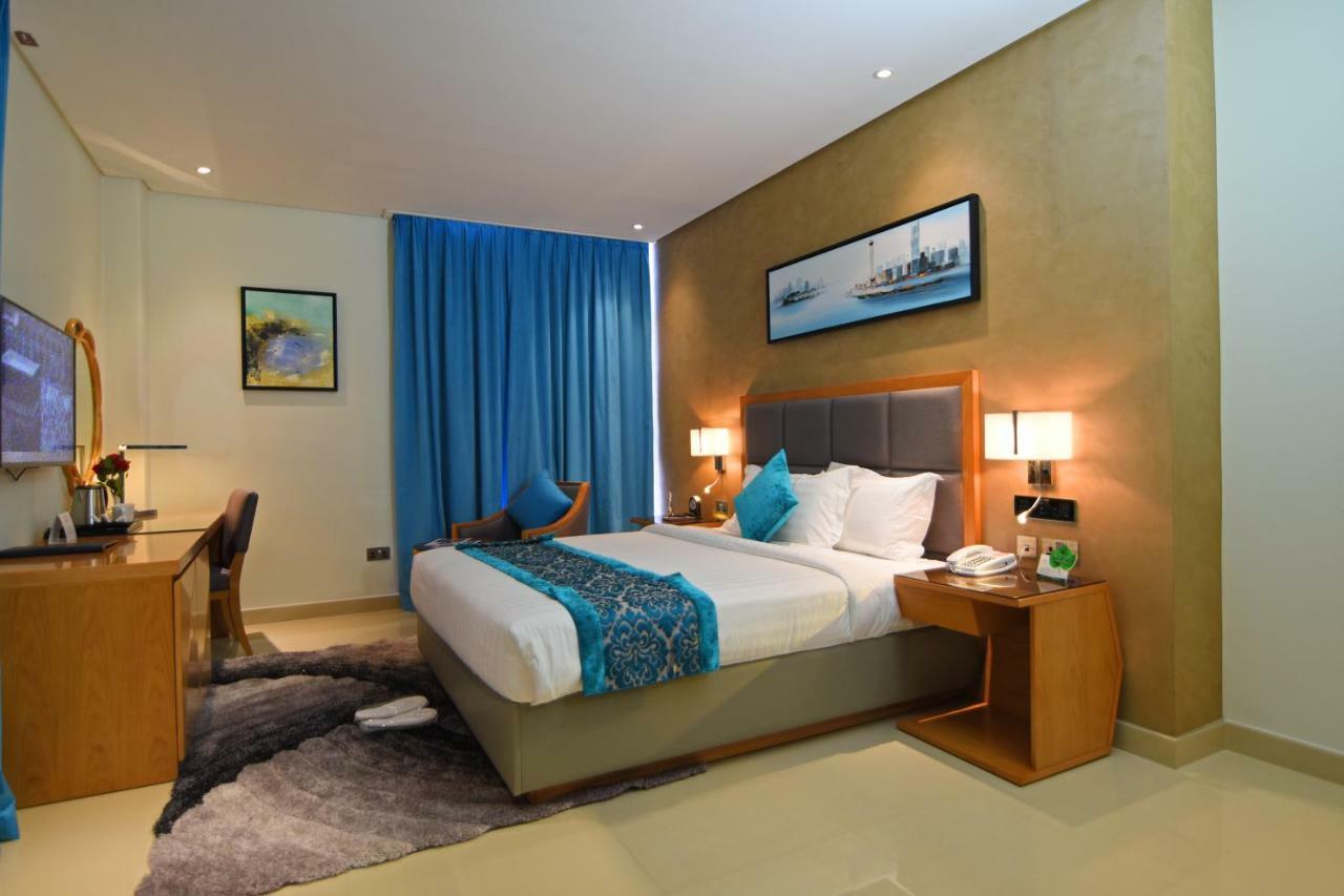 Meshal Hotel Manáma Kültér fotó